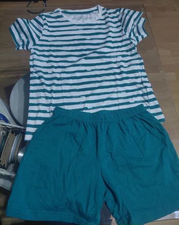 Pyzamo -zelene pruzky, lupilu,122