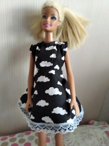 Šaty pre barbie,