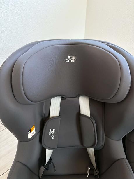 Predám detskú autosedačku britax römer king pro, m, britax