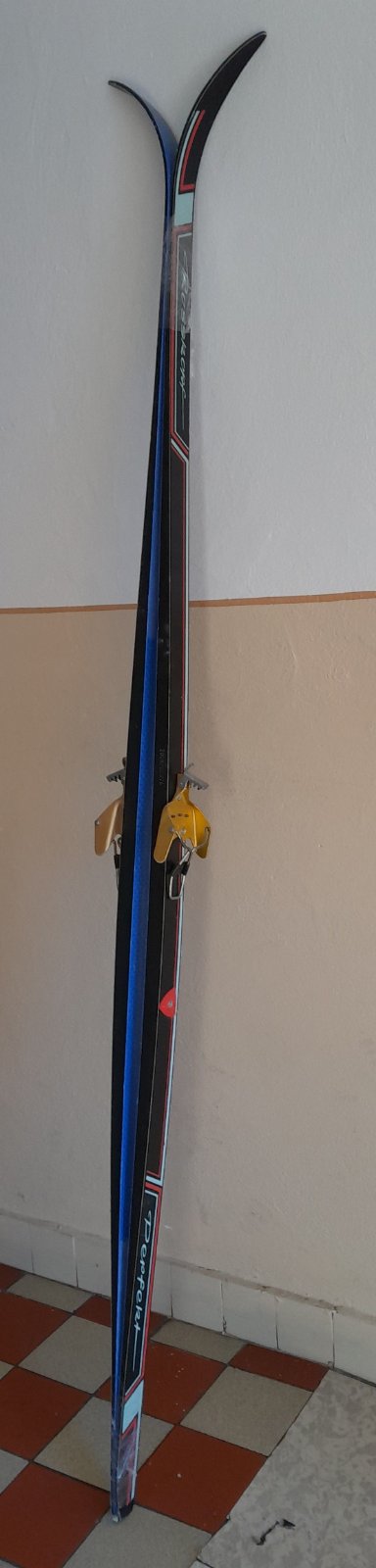 Predám bežky so šupinami 194cm, 