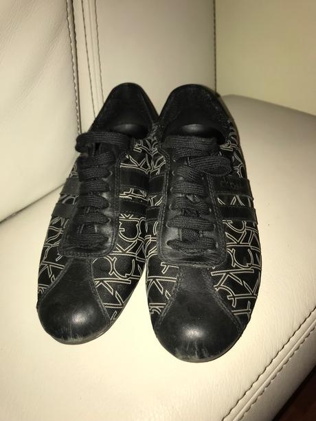 Topsnky calvin klein, 37