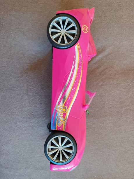 Auto pre barbie bábiky,