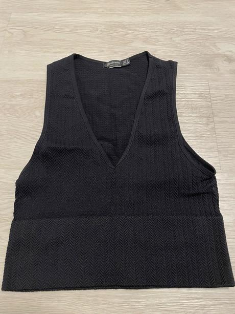 Čierny cropp top., stradivarius,s