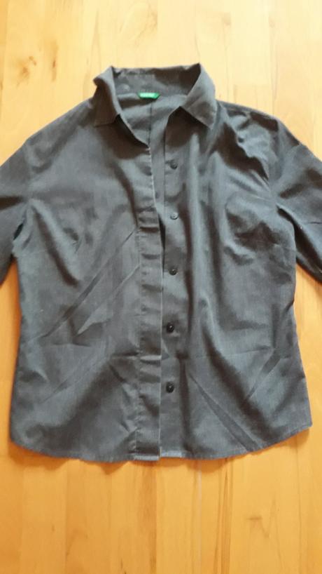 Lahucka bluzka benetton,ako nová, benetton,m