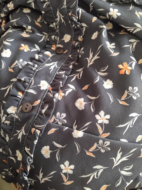 Saty kvety na ramienka, 42