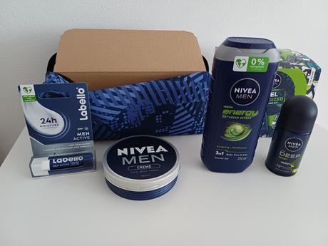 Pánska kozmetická taška nivea for men,