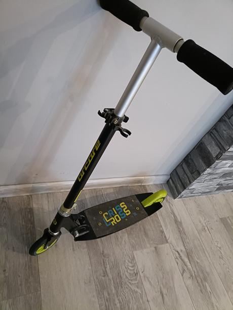 Detska lahka kolobezka arcore crisscross, 