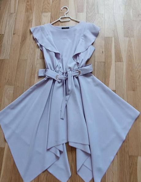 Šaty lacoria veľkosť 38, 38