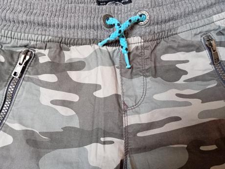 Pevné maskacove kratasy, 128