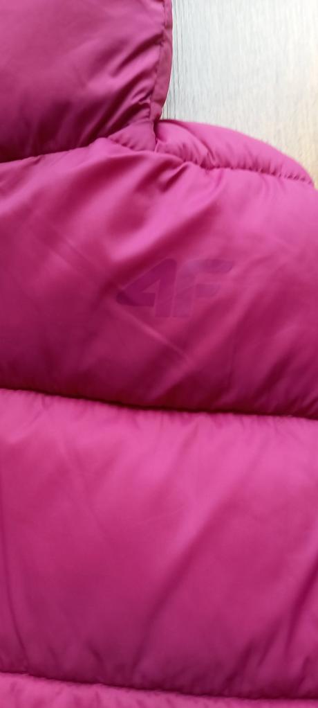 Presivana vesta 4f, 146