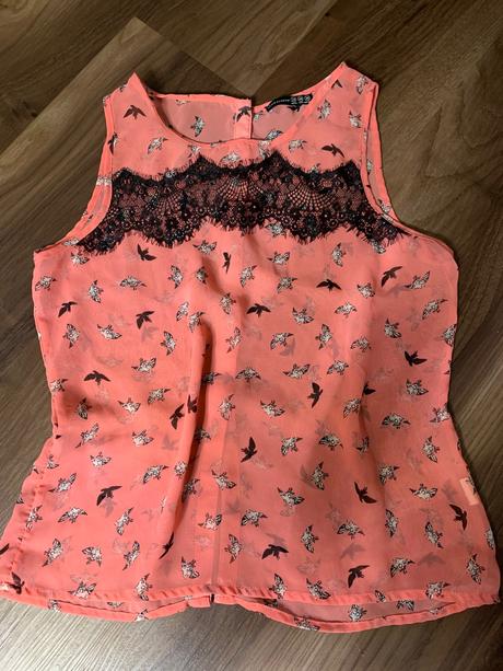 Ružová blúzka, 40