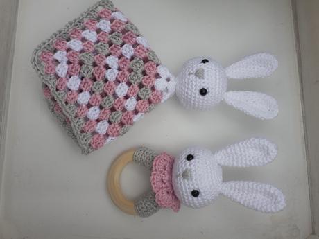 Hackovana hrkalka slon, hroch, zajko, 