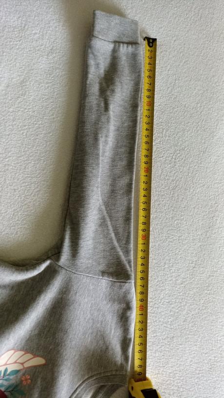 3x teplákové šaty, lupilu,122