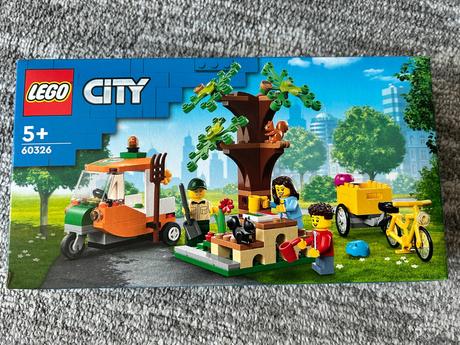 Lego city 60326 piknik v parku,