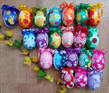 Veľkonočné vajíčka - dekorácia,