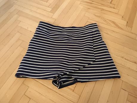 Skorts  / sukňa s kraťasmi, f&f,134