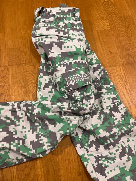 Oteplovačky burton, burton,152