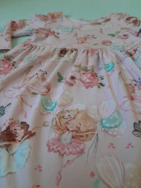 Šaty dlhý rukáv, 86