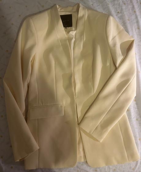 Kostým bledožltý, mohito,32