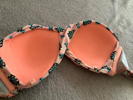 Podprsenka plaviek, m