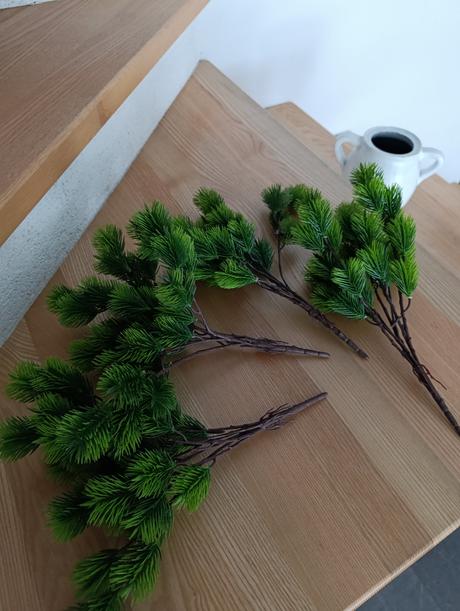 Ihličnaté vetvičky 4 kusy, 