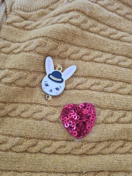 Svetrík horčicový, sergent major,104