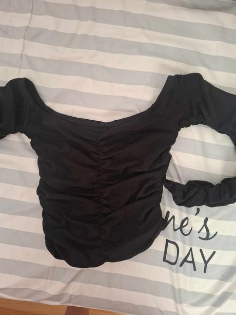 Čierny nariasený top, amisu,xs