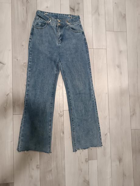 Rifle volne s vysokym pasom, s