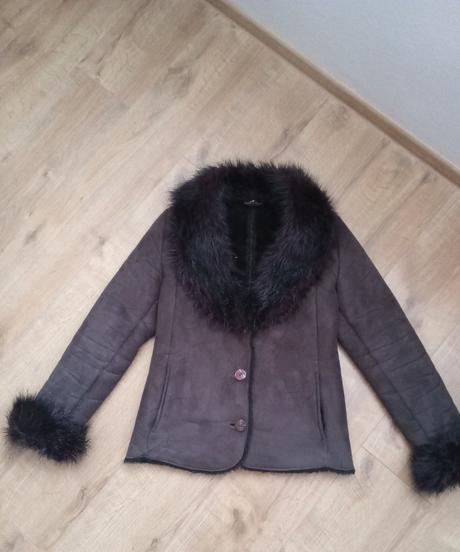 Dámsky kožuštek, m