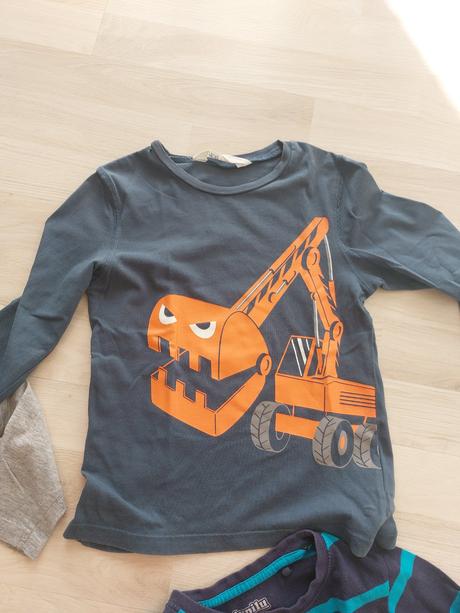 Tričká 110/116, lupilu,110