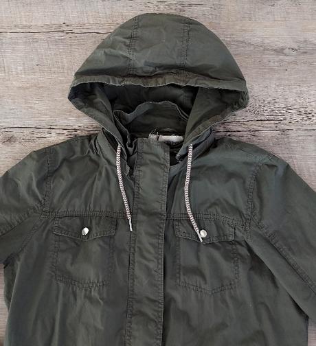 Olivovozelená prechodná parka, 40