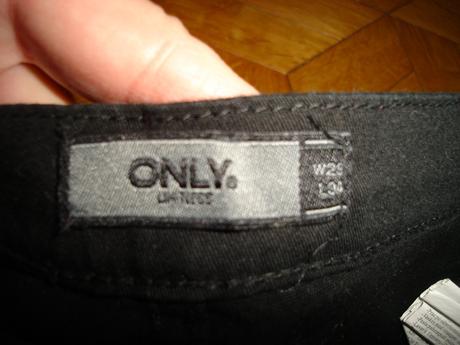Čierne úzke nohavice veľ. s, only,s