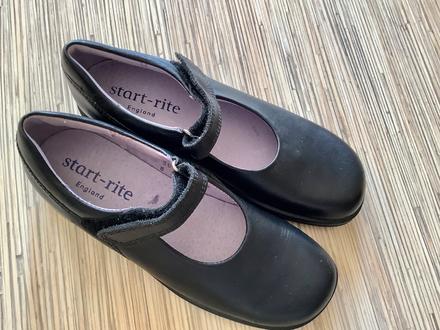 Kožené topánky, 35