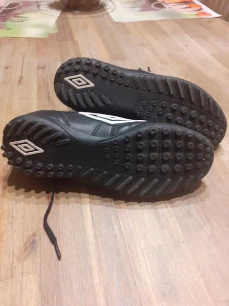 Halovky zn.umbro, umbro,38