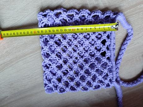 Fialová taška l'oréal,