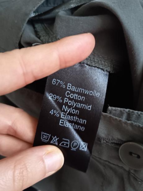 Trištvrťové khaki nohavice, xl