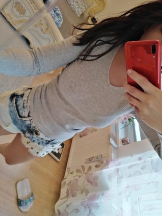 Sivy vrubkovany natelnik, s