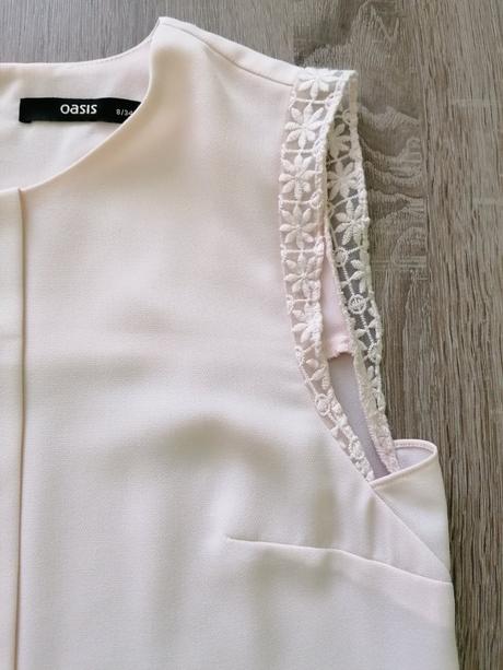 Marhuľová bluzka, 34