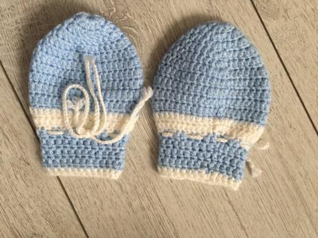 Chlapcenska ciapka a rukavice 6-9 mesiacov, 74