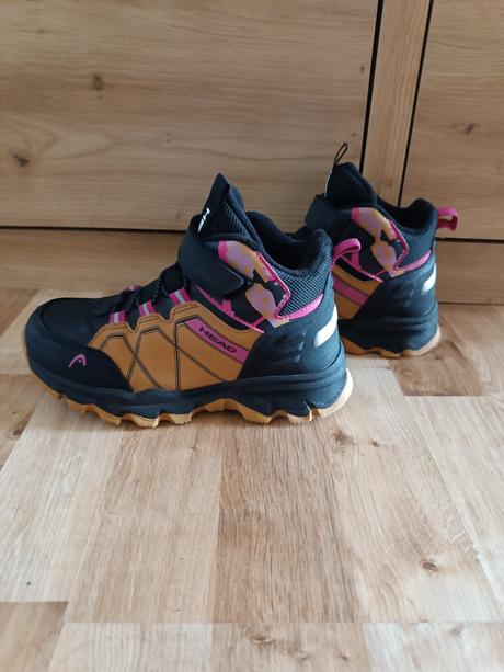 Prechodno-zimna obuv, 32