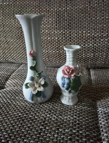 Malé retro vázičky,