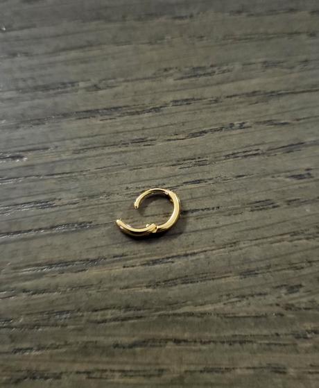 Malé pozlátené strieborné náušnice, 