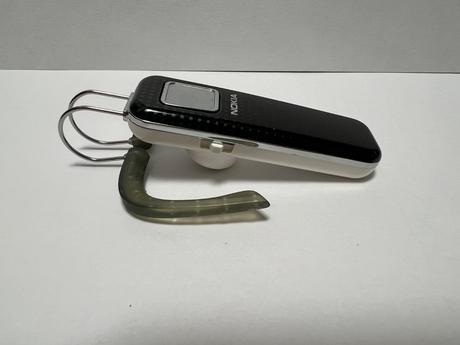 Maketa, atrapa bezdrôtového slúchadla nokia bh-301, nokia