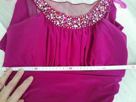 Spoločenské šaty, 40