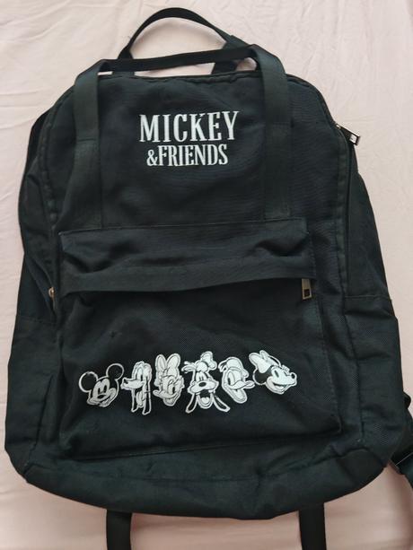 Cierny ruksak mickey - nie skolsky, 