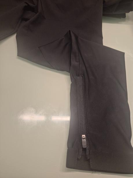 Tepláky, zara,152