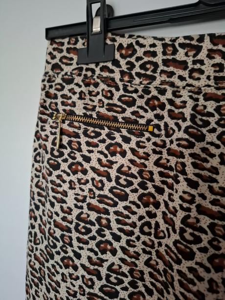Dámske leopardie nohavice, l
