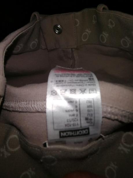 Jazdecké oblečenie, 110