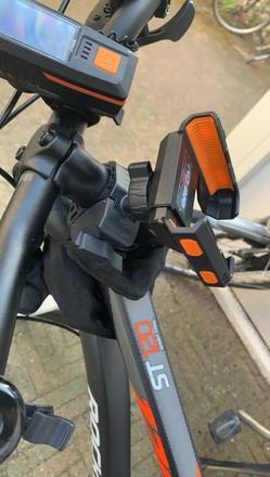 Držiak mobilu na bicykel a iné,