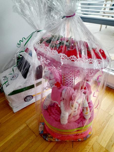 2 nové originálne torty koniky a polícia z uteráko, 